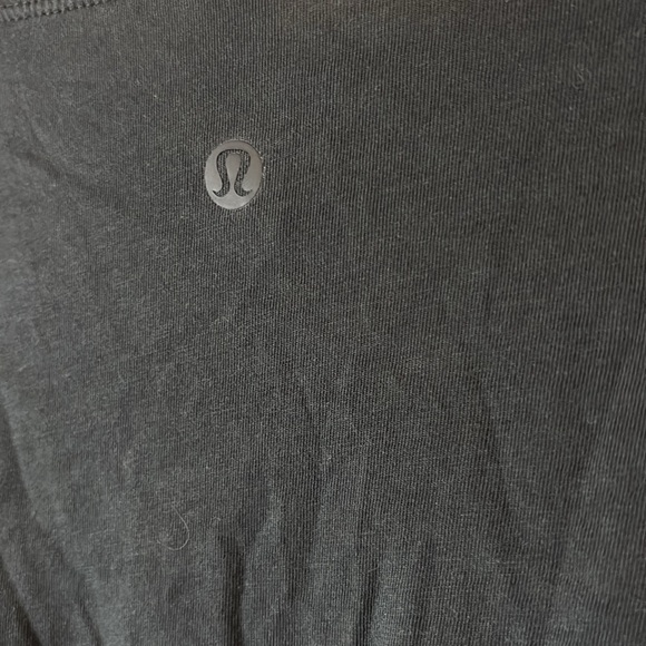 Lululemon Athletica Black Women's Blouse - Picture 3 of 4